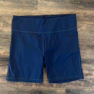 Athleta Ultimate Stash Pocket 7” Short